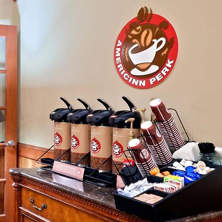 阿美瑞辛罗索小屋和套房酒店 Roseau 外观 照片