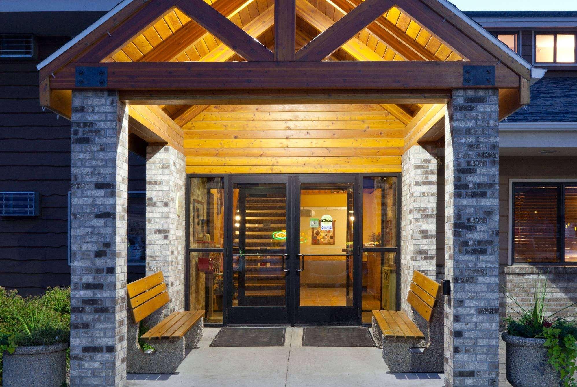 阿美瑞辛罗索小屋和套房酒店 Roseau 外观 照片